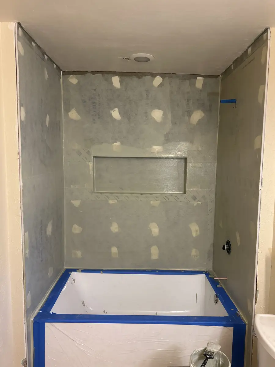 Shower wall preparation with niche before tile installation